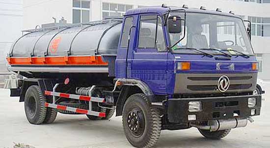 東風(fēng)153化工液體運輸車(chē)