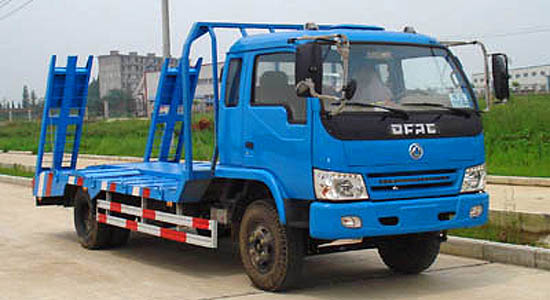東風(fēng)勁卡平板運輸車(chē)